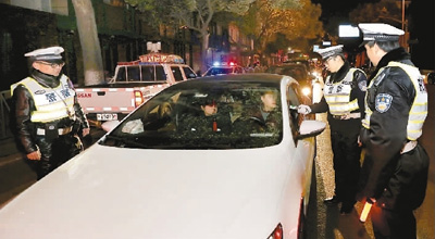 �����{һ�����̡������Ʉ��� ���ң��@��һ���`��