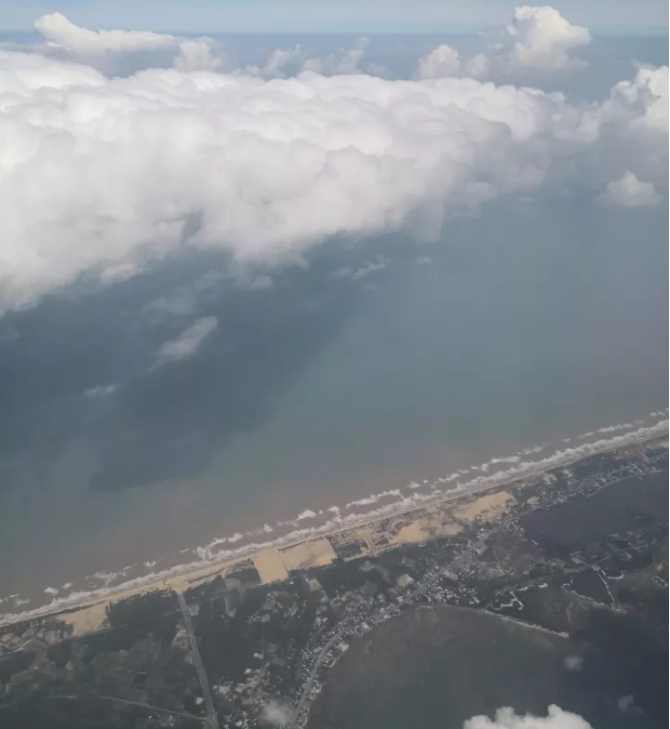 ���L��һ��:����ϯæ��ҹ��11�c�ŻؾƵ�