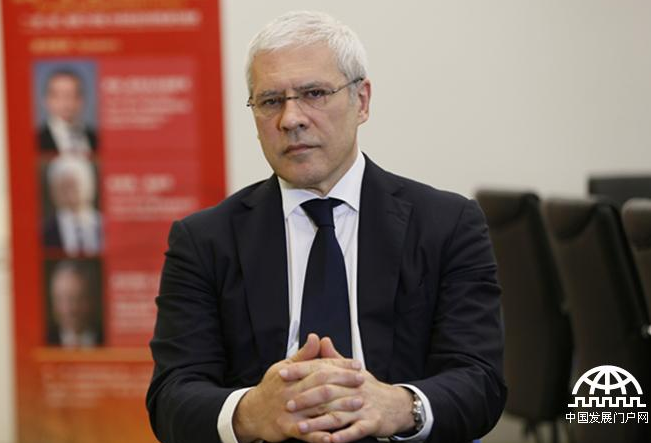 精準脫貧贏得世界贊譽 貢獻中國智慧 精準脫貧贏得世界贊譽 貢獻中國智慧