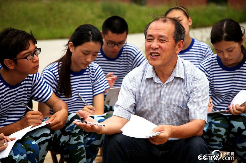 ��������W������һ��