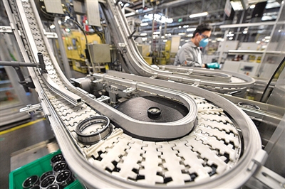 寧夏:“鐵桿莊稼”綠了塞上江南