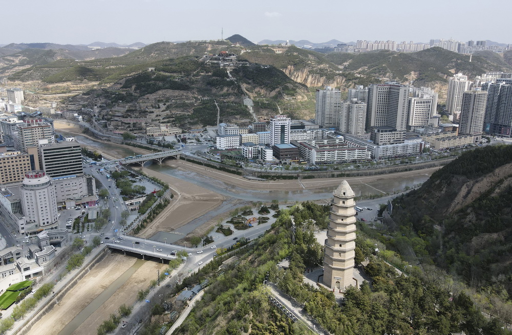 �@�ǌ���ɽ�µ��Ӱ��ǣ�4��20�Քz���o(w��)�˙C(j��)��Ƭ�������A��ӛ�� ���� �z