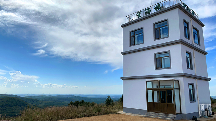 �r������ح�����M�P�I�~������ƽ����ӛ�е�֮��