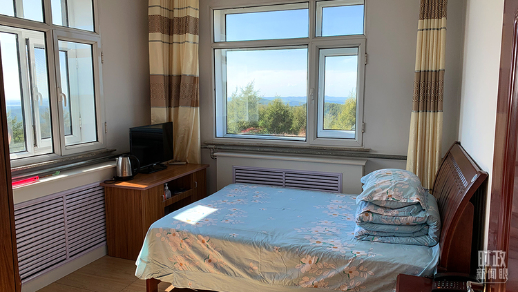 �r������ح�����M�P�I�~������ƽ����ӛ�е�֮��