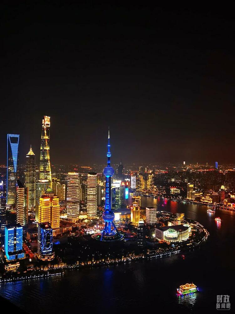 �r������ح�ġ��傀һ���x������ƽ���M�����_Ļʽ�ϵ���ּ���v