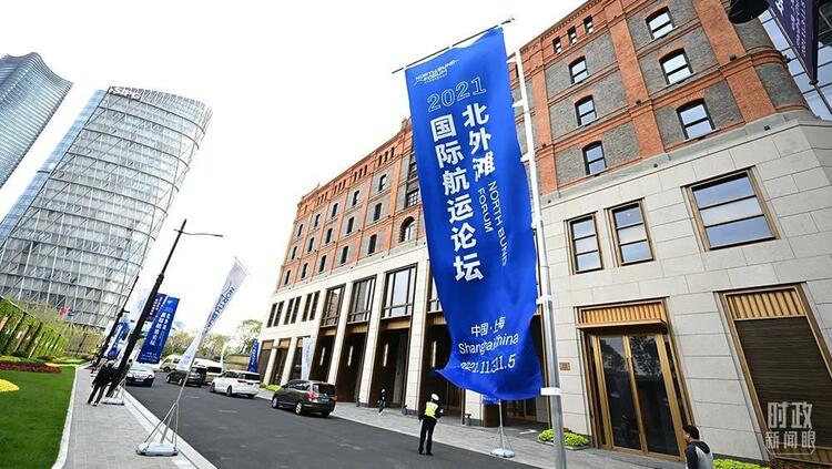 �r������ح�ġ��傀һ���x������ƽ���M�����_Ļʽ�ϵ���ּ���v