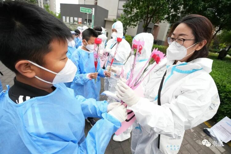 ����ס����������տ옷��