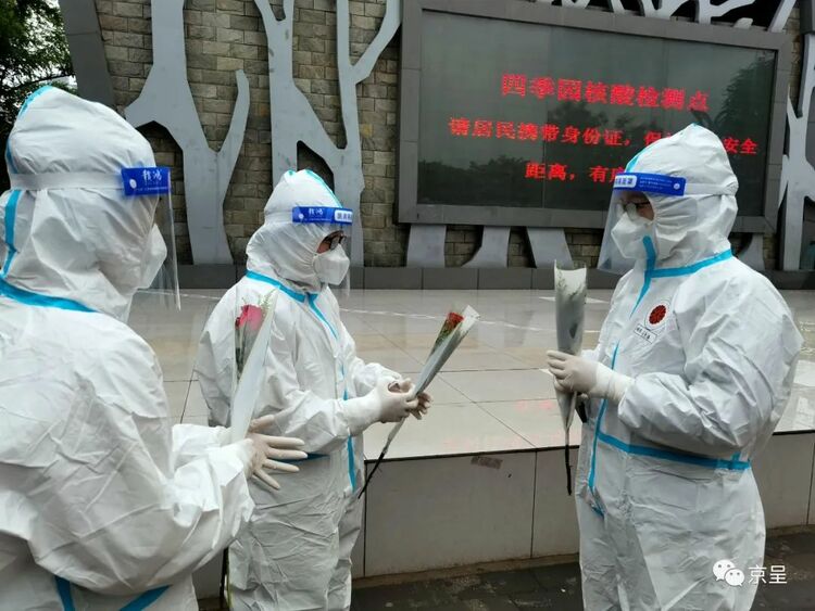 ����ס����������տ옷��