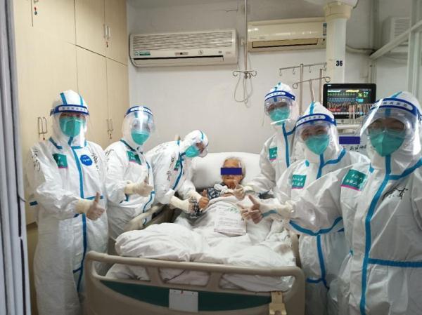 ��һ�ٚq�¹ڻ��߳�Ժ���������Ԯ���t(y��)����Q��Ĵָ