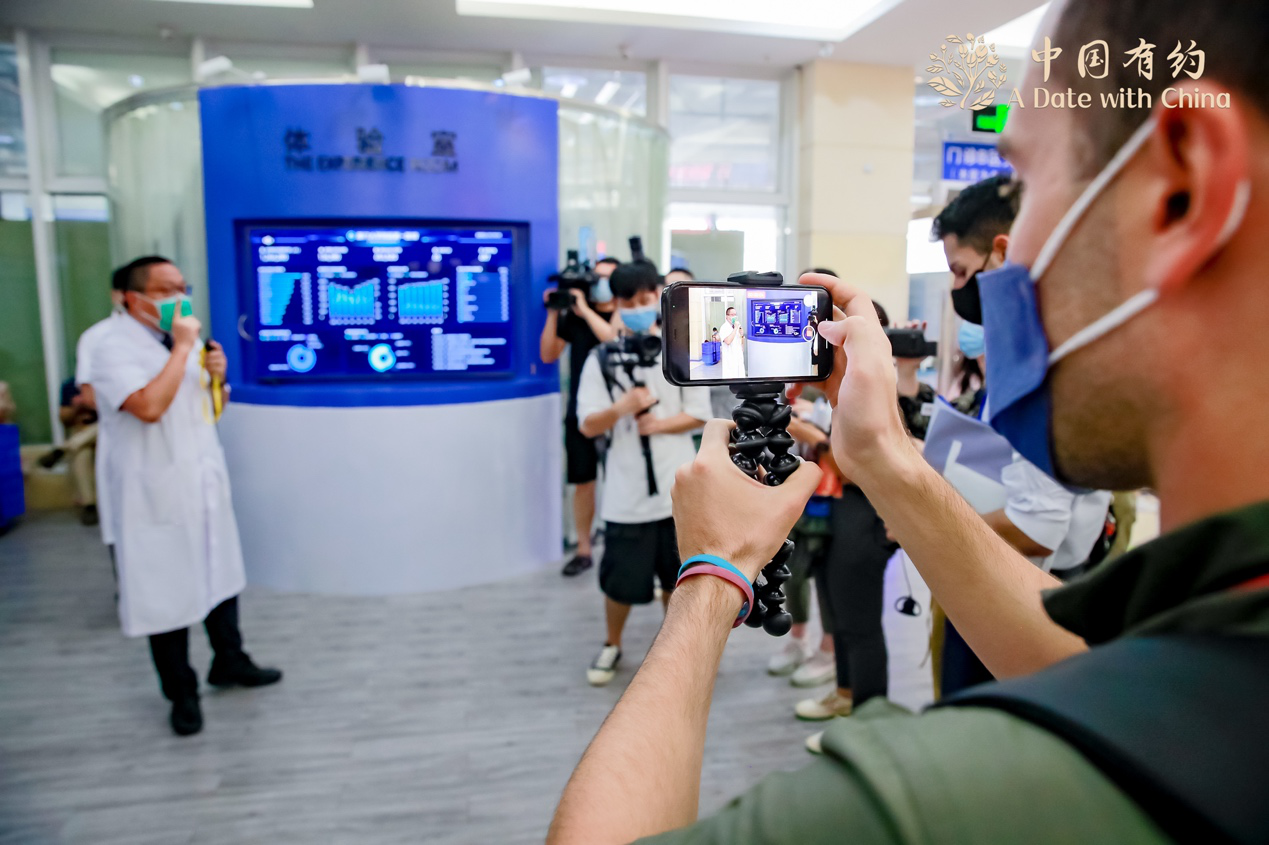 ���L�F�ڏB�T��W��һ�����tԺ�˽⻥�W�t��