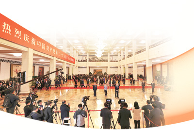 擼起袖子加油干 風雨無阻向前行