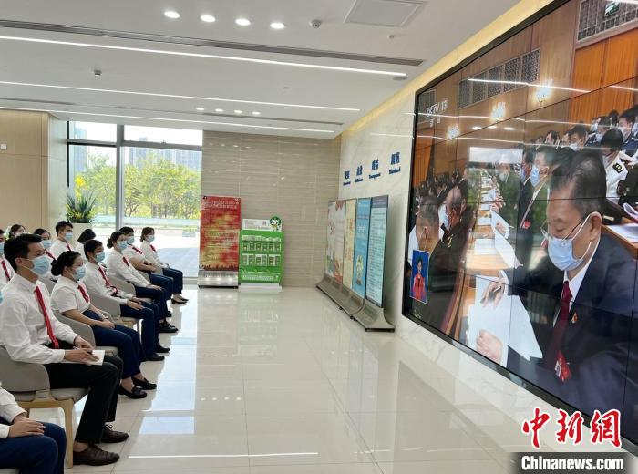 �S���(��һ����һ)�cͬ��һ��ͨ�^�ҕ�տ��h�Ķ�ʮ���_Ļֱ���������� �z