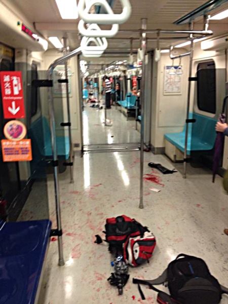 �_�����\���Ͼ����Ӵ���\վ21������l���S�C�����Ѫ�¼�