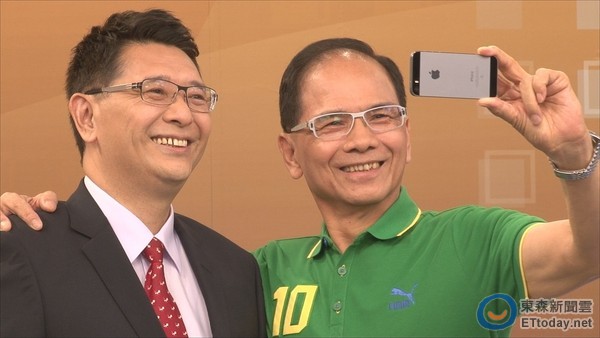  ���a���c��־�β���ǰ߀�H�ܺ��������վ������{��ʽ�l(f��)������