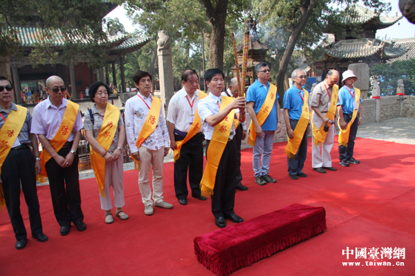 �����־����