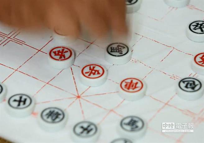 ���������á��ڡ��Ե����R���󣬸ߺ�����܊�����W(w��ng)���|(zh��)���y����־��(qi��ng)Ҫ��Ę�RӢ�š�