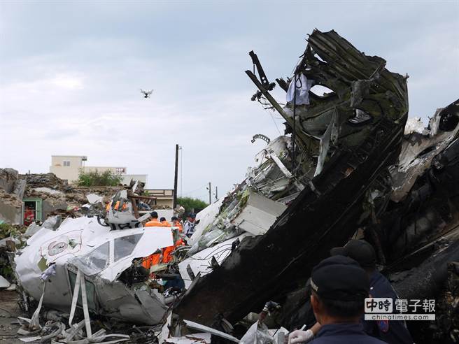 ��(f��)��������y���w�C(j��)�����鲼��ʬ�Kɢ�䣬�F(xi��n)��(ch��ng)�K���̶á�