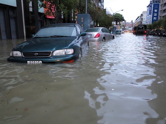 ���ۡ����ϼӞġ�һҹ���� �ą^���ˡ�����