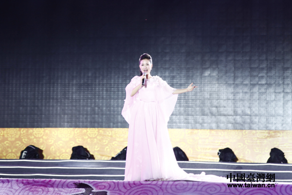 ������������׼��ݳ��������Ã���Ů�ý�ɽ��