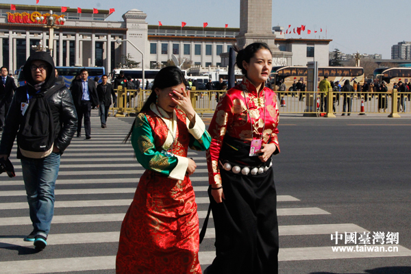 �M�D��ȫ�����fʮ�������Ε��h�_Ļ����Ӱ