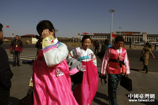 �M�D��ȫ�����fʮ�������Ε��h�_Ļ����Ӱ