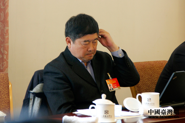 �����ҡ����V�裺�_���ʌm��Ʒ���ܵ����չ����һ���z��