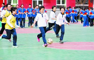 �����|������8��С����ֱ��У 11��������һ؞��