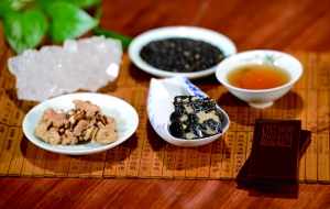 業內人士稱阿膠原料被混入騾皮馬皮 業內人士稱阿膠原料被混入騾皮馬皮