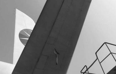 ���A�r��Ӎ��ӛ���l������ǰ�����磬�|��һ�܏ĳɶ��w�������w�C���ڙC�������r���ӣ��ӵغ���w�������ҟo�ˆT�������������P���T��¶���w�C��غ�z��l�F݆̥�ܓp��ˮƽ�����汻���������