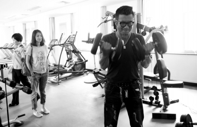 �O�d���M�쿵�䶾���������䶾���v�����A�r��ӛ�ߚWꖕԷƔz