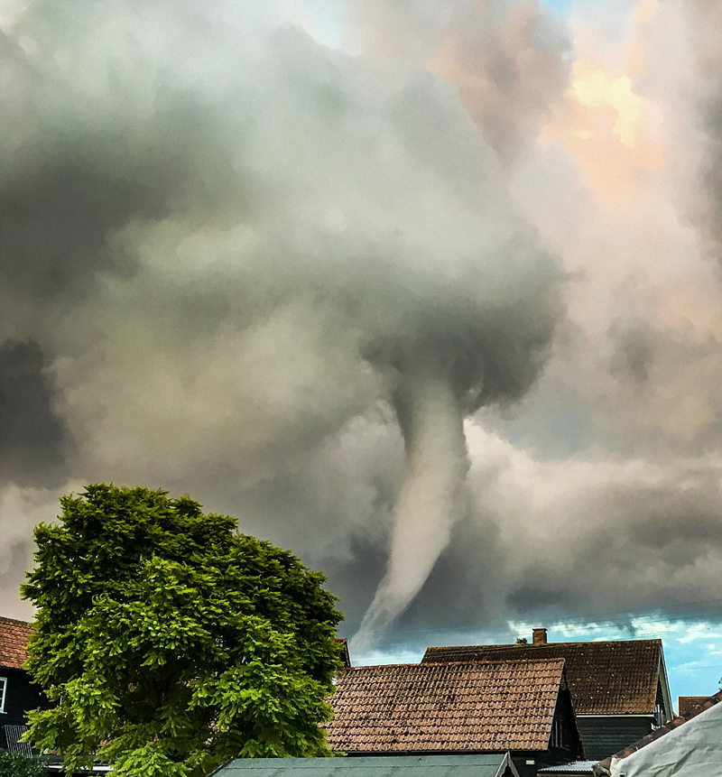 ����Ӣ�ȼ�С悺�Ҋ�����L