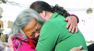 大媽為找妹妹辦尋親活動 16年幫200人找回親人 大媽為找妹妹辦尋親活動 16年幫200人找回親人