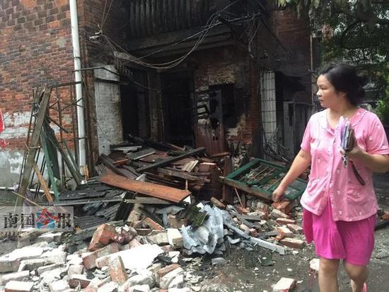 柳州一發廊煤氣爆燃4人受傷 沖擊波