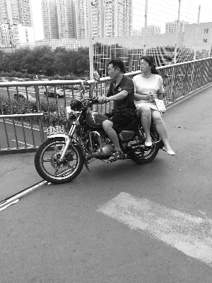 ��Ħ�д��d�˿�ֱ���_���^�����