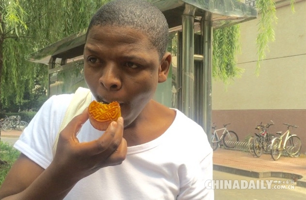 中秋佳節到!老外齊向中國日報網送祝福