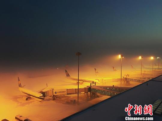 ����ľ�R��(gu��)�H�C(j��)��(ch��ng)����F�º������`����5000���ˣ��D��