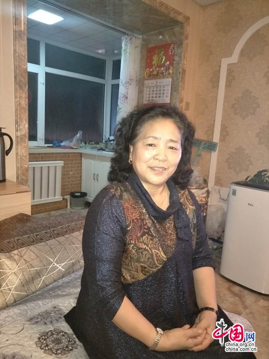 �u���´���һλ���˺�һλ���Y���ߵ������cף��