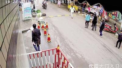 雙橋入室盜竊案,監控視頻截圖紅圈處為犯罪嫌疑人。 本報記者 雷鍵 通訊員 葉文廣 攝