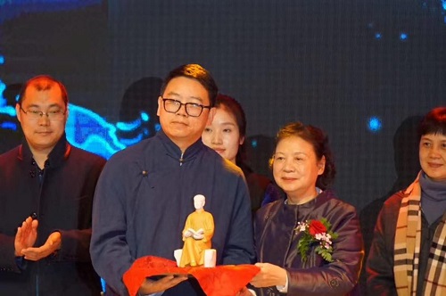 �ϑ�����������Q���o���