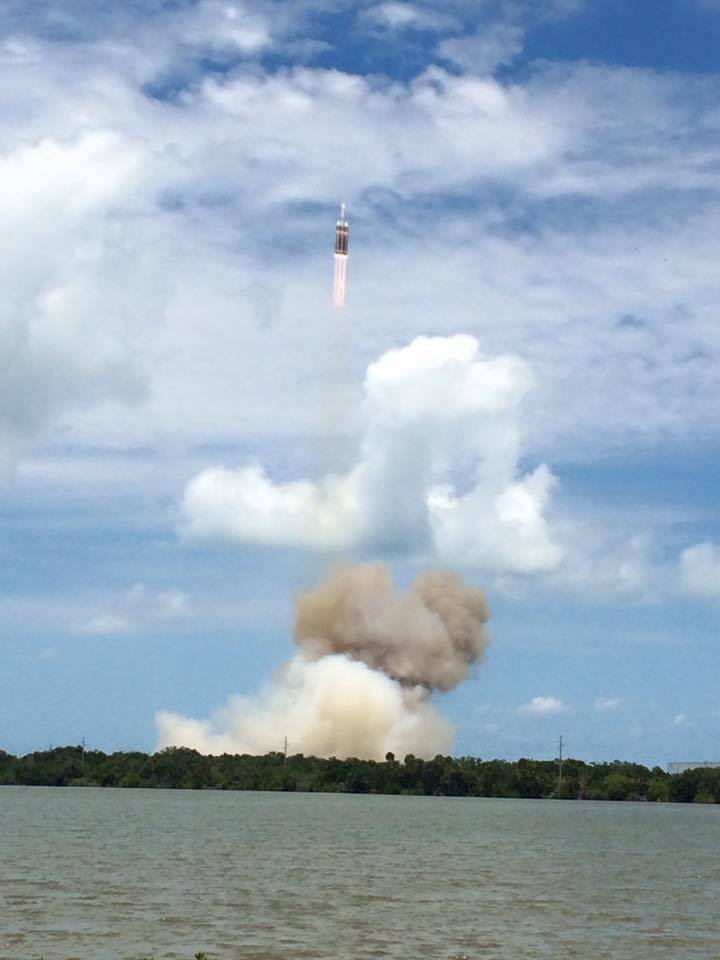 ����:��̫�՜S����� �����o�Ɍ������ݔ��