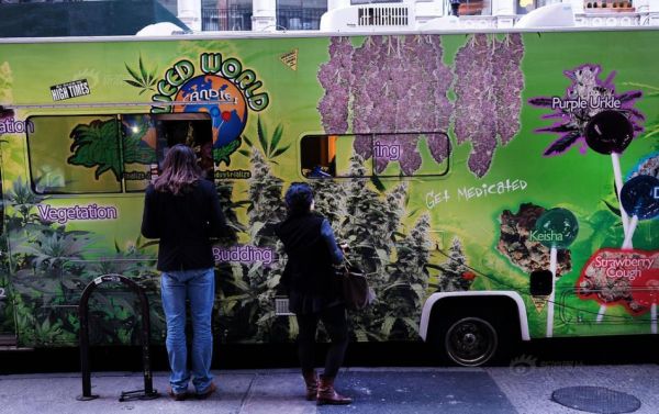 ��ͯ�Ɍ�(du��)ʳ�ô����ǹ� ������:��С�ܺ��߃H6�q