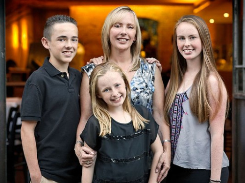 �ڂ�������̩��������ĸ�H�c����㡣(�DƬ�����ݡ�����̩���ṩ)