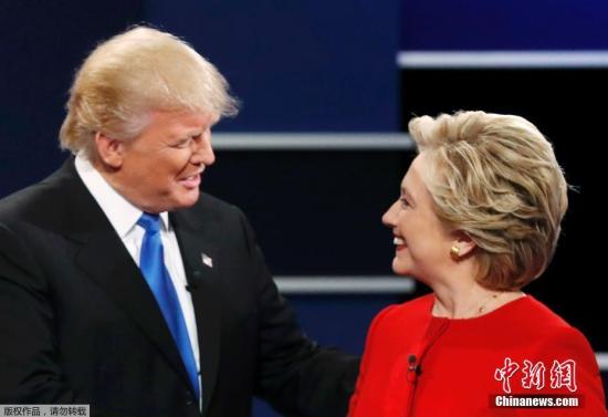 資料圖:當?shù)貢r間9月26日晚,美國大選首場總統(tǒng)候選人辯論登場,希拉里特朗普亮相會場