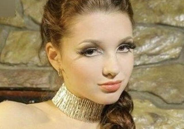 �׶��_˹��Ů�ɞ� ���������Ї����Ӯ����TŮ��