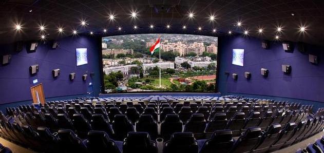 ���h(hu��n)��W(w��ng)��� ӛ�� �w�������_ý11��30��Ԯ����ӡ��˹̹�r�󡷈���Q��ӡ����߷�Ժ�����ö������Ӱǰ��횷�52����衣