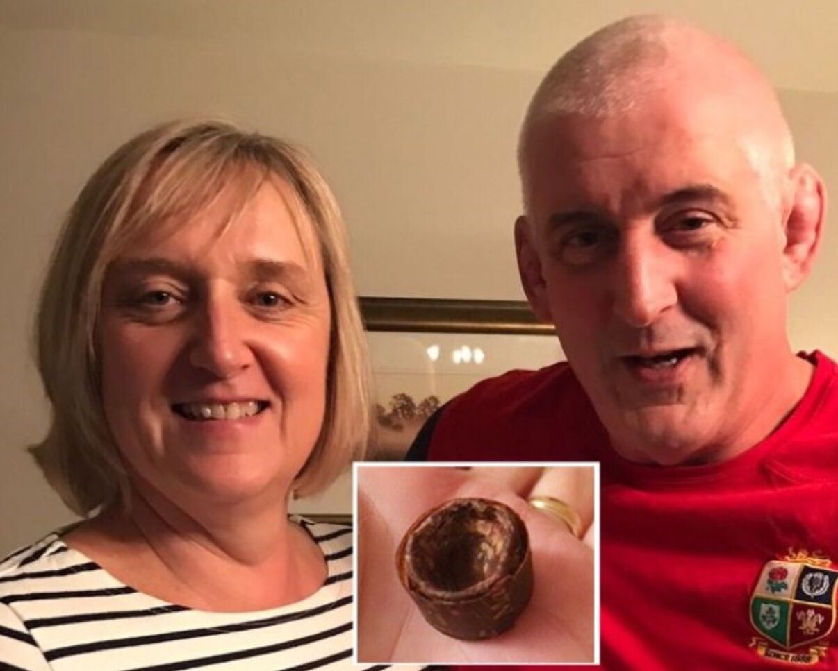 愛(ài)足33年! 英國(guó)夫婦珍藏多年前情人節(jié)巧克力 愛(ài)足33年! 英國(guó)夫婦珍藏多年前情人節(jié)巧克力