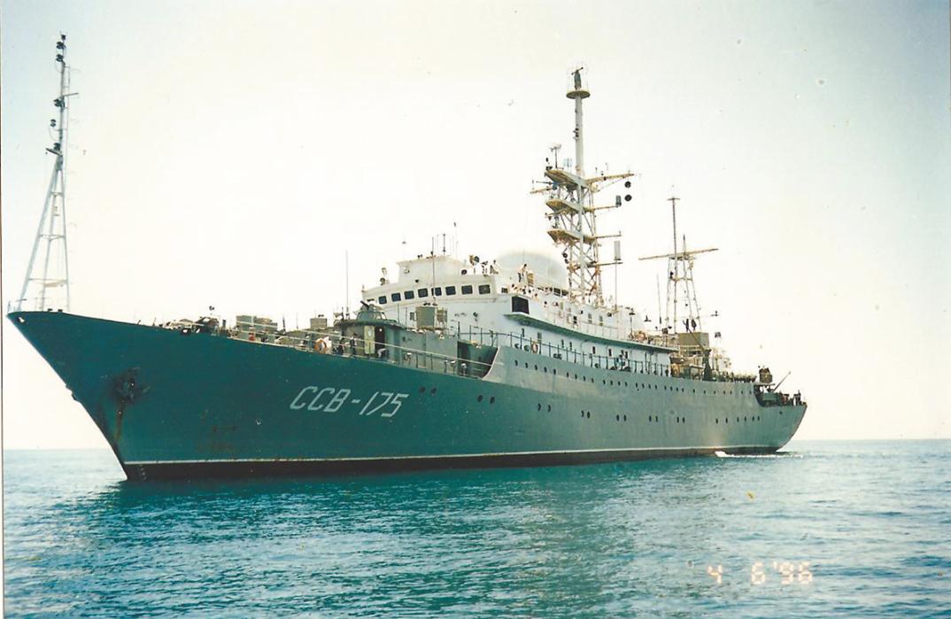 美媒稱俄間諜船在其東海岸搜集情報。圖為俄羅斯該型號的偵察船。