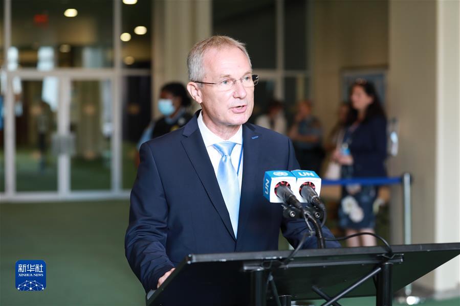 �����H����2���������⽻�ٿ���ϣ��(d��ng)�x��77��(li��n)�χ������ϯ