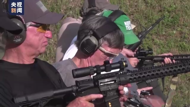 ���������ռ��ڸ��ؘ����� �¶��˂���