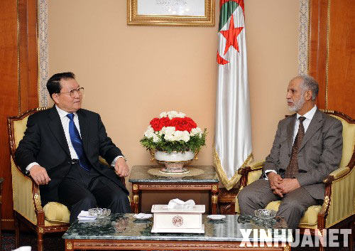 3��23�������ڰ����������L�����й��������ξֳ�ί���L����Ҋ������������������������ꇾ�����ӛ�������թ����RƝ��ؐ�չ���ķ�� ���A��ӛ�� �Rռ�ɔz